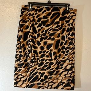 Express Design Studio straight animal patterned skirt. Size 12